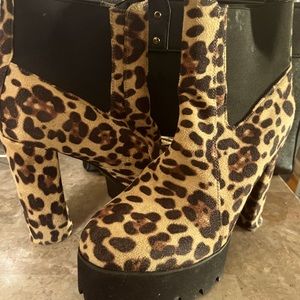 Cheetah bootie